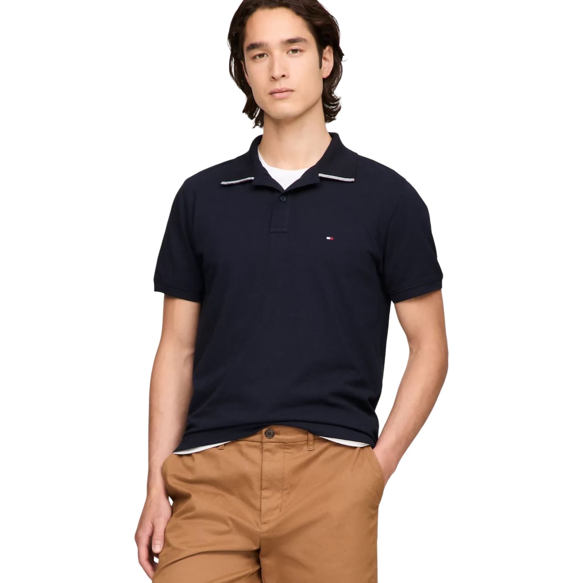 Regular Fit Under Collar Tipped Polo